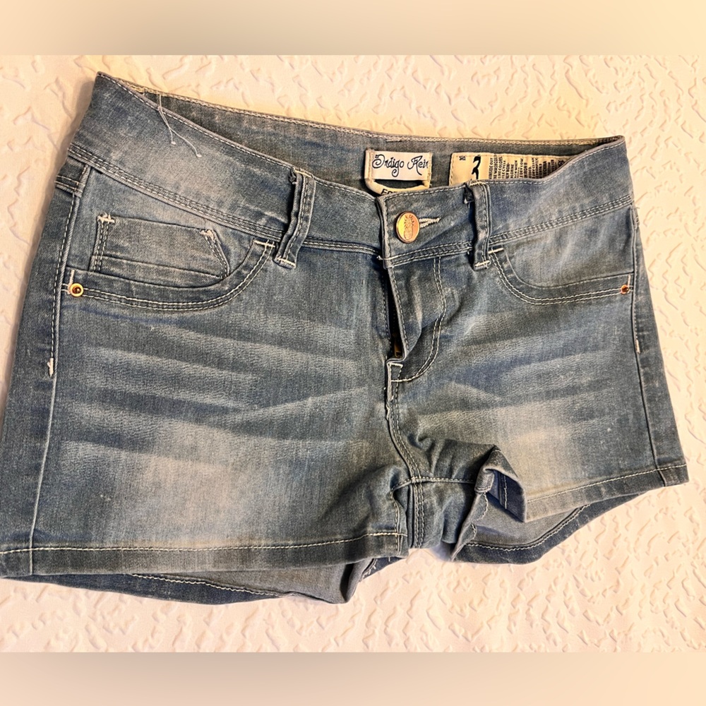 Indigo Rein Women light blue Stretch Denim Shorts Size 3